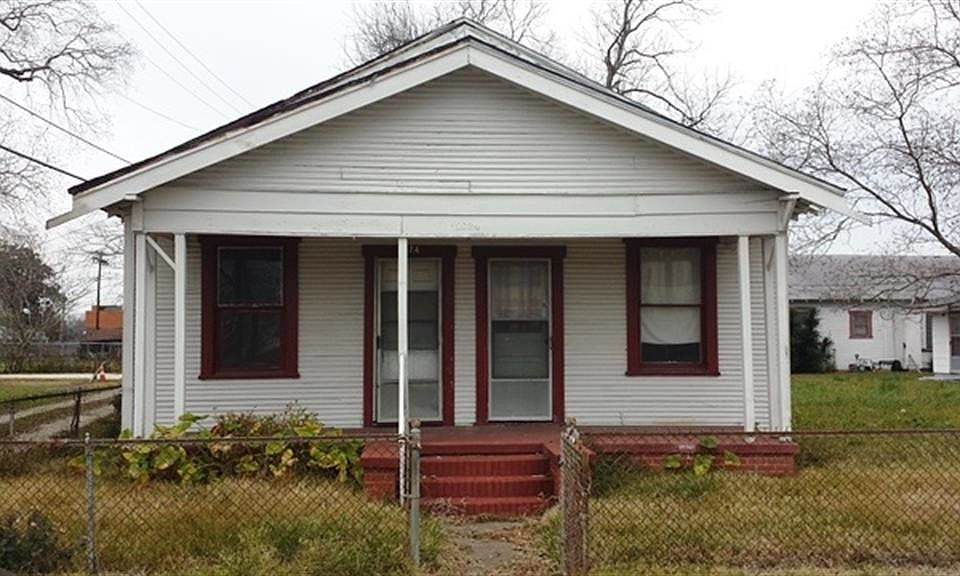 1st image of 1624 San Antonio Ave