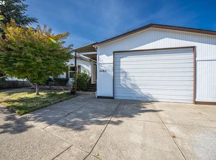 3082 Stapp Dr, Eugene, OR 97408