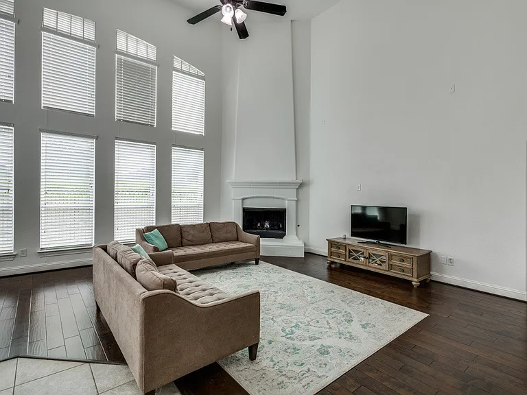 13225 Courtney Dr — Photo 5