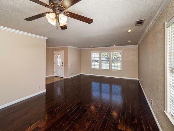 4th image of 1701 Merced Way