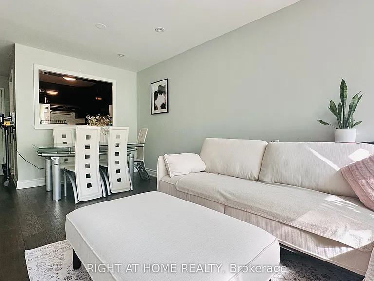 3050 Ellesmere Rd #209 — Photo 4