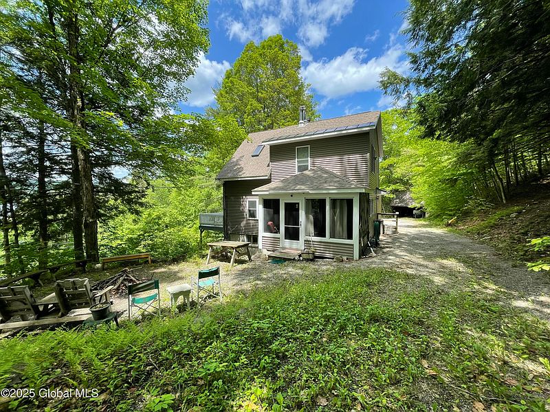5th image of 1380 S Shore Road