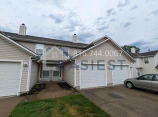 103 NE Sunshine St APT B, Oak Grove, MO 64075