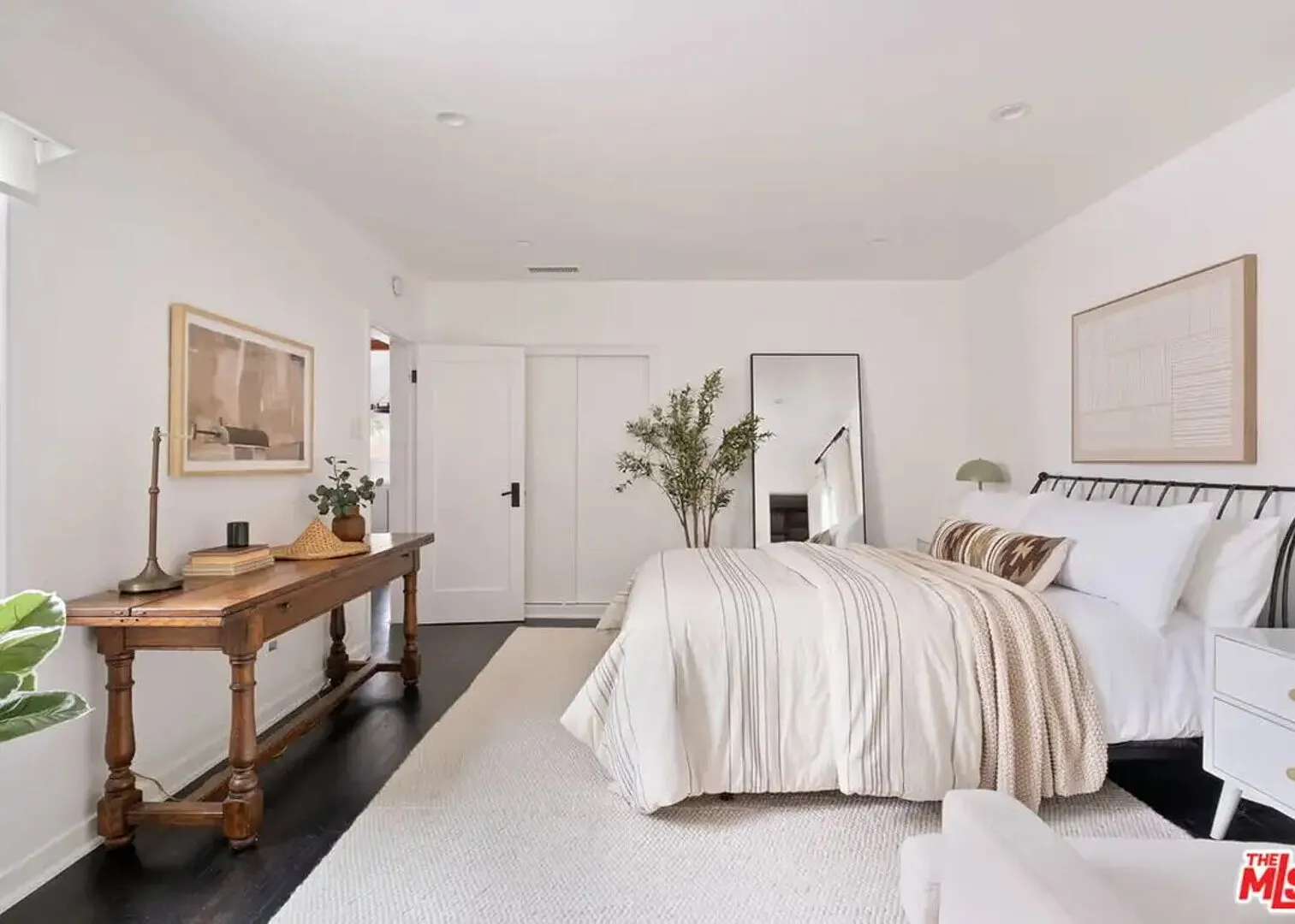 2-3 Bedroom Atwater Village Sanctuary — Photo 3