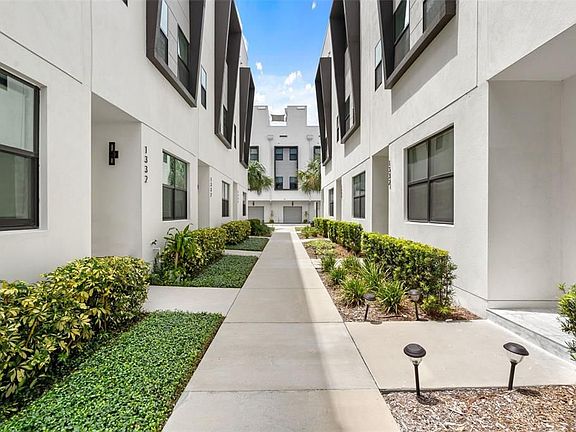 3rd image of 1332 W Gray St #9