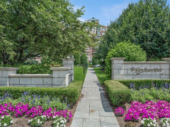 111 Cherry Valley Ave APT 414