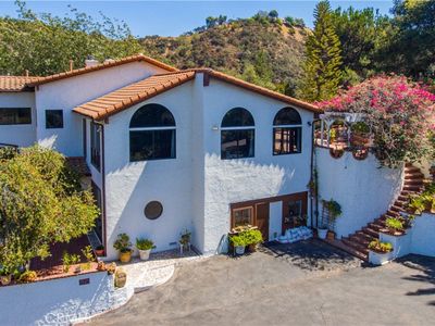 8519 Crescent Dr, Los Angeles, CA, 90046