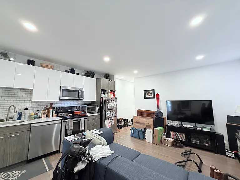 7 Myrtle St #2 — Photo 2