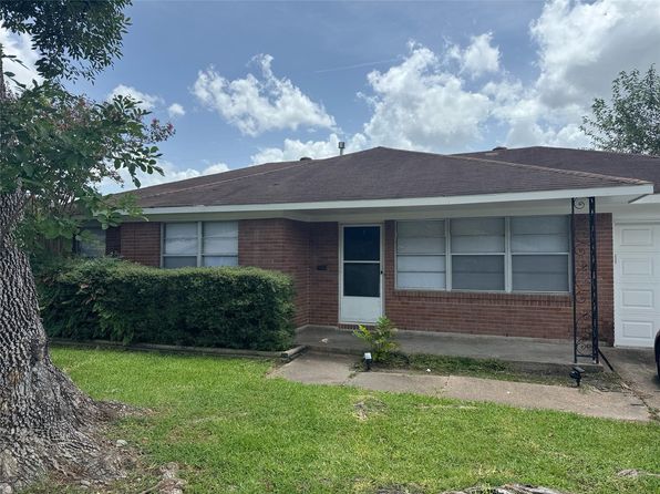 217 W Twickenham Trl