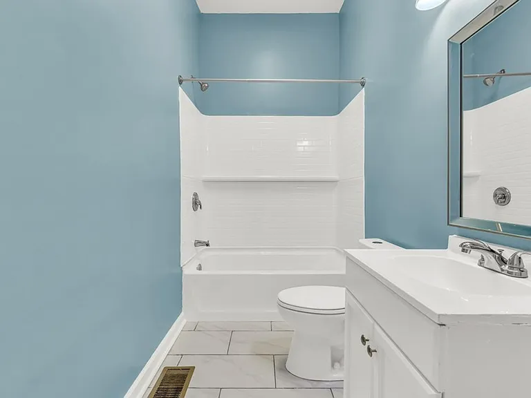 402 N Gloster St — Photo 16