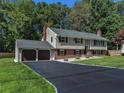 77 Rangely Drive, Trumbull, CT, 06611