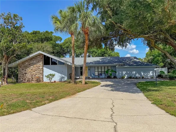34007 Sabal Way, Leesburg, FL 34788