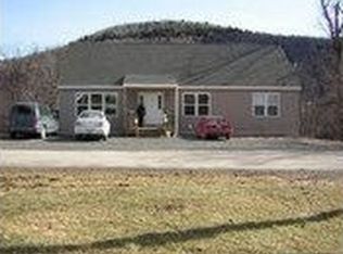 7 Sunset Ln, Tannersville, NY 12485