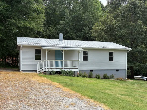 708 32nd St SE, Conover, NC 28613