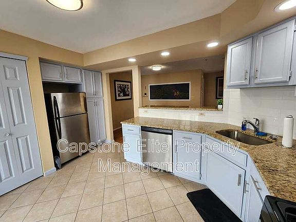 2nd image of 30 Richmond St #3
