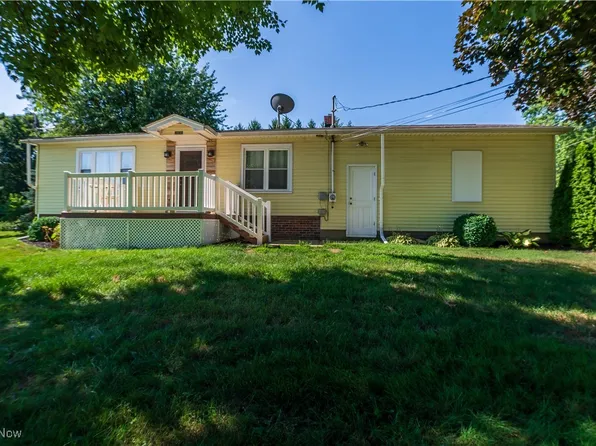 2870 Brouse St NW, Uniontown, OH 44685
