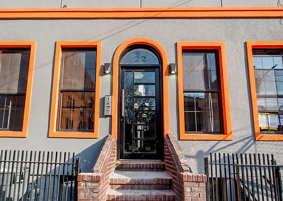 Rented by Nooklyn NYC LLC | media 85