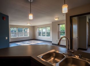 2518 Winnebago St APT 310, Madison, WI 53704