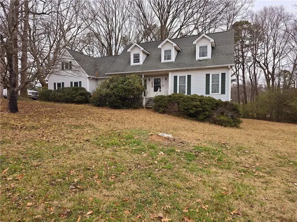 105 Pine Valley Rd, Hiram, GA 30141