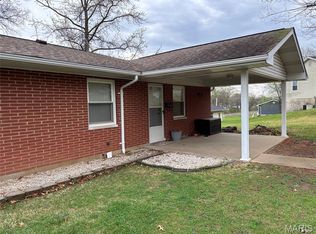 510 Rose Ln, Festus, MO