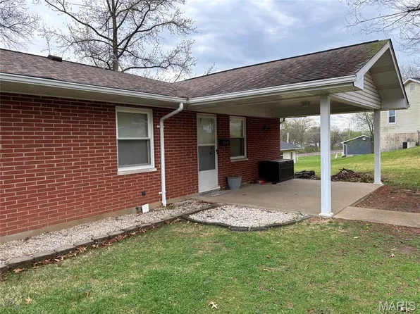 510 Rose Ln, Festus, MO 63028