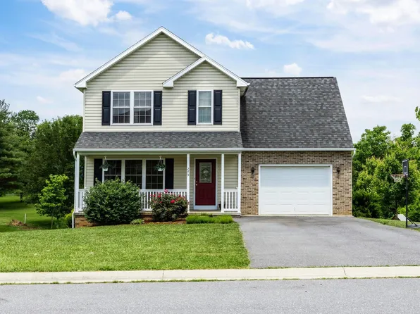 275 Morningside Dr, Broadway, VA 22815