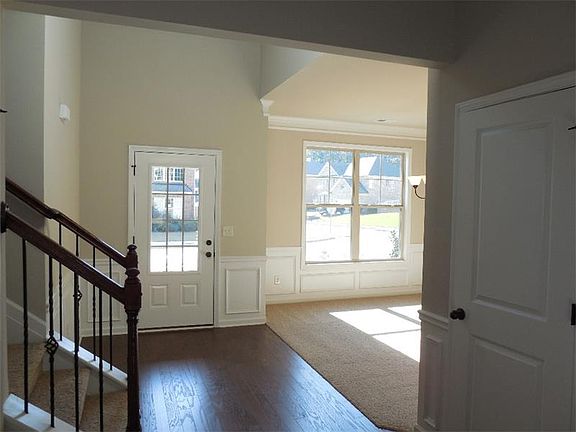 4th image of 517 Poppy Hill Ln