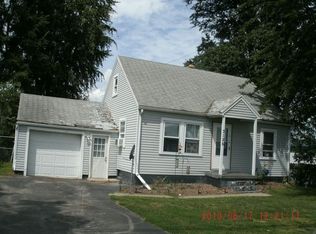 3126 Treat St, Adrian, MI 49221