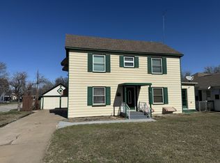 2220 W Broadway Ave, Enid, OK 73703