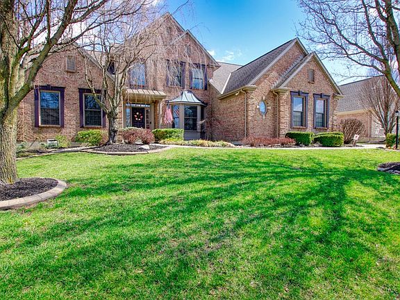 2nd image of 7042 Larkspur Ln
