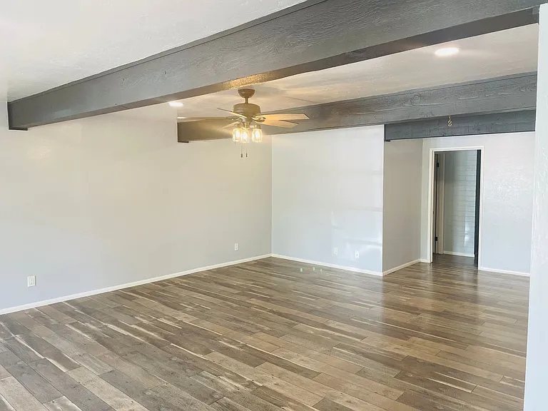 660 Jordan Rd — Photo 5