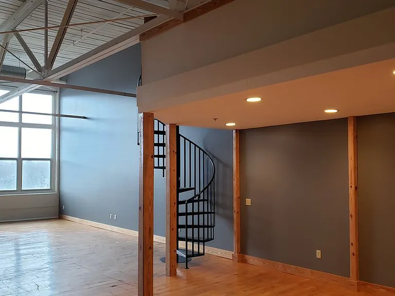 116 Pleasant St — Photo 5