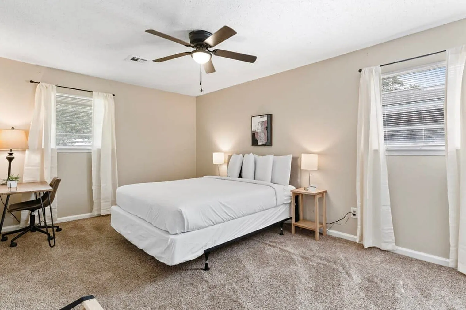 4 bed, 2.0 bath, 1496 sqft, $2,803 — Photo 3