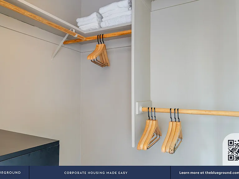 Walk-in Closet