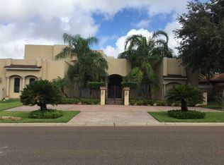 102 Windsor Rd, Laredo, TX 78041