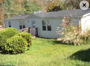 108 Eric St, Westover, WV 26501
