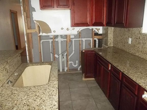4th image of 2721 W Lexington St