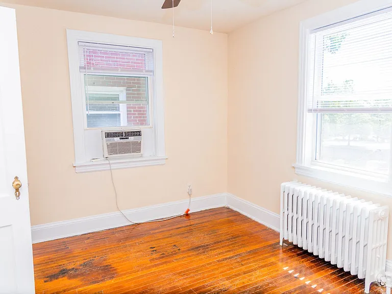 1518 Porter St — Photo 11