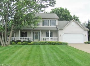 6833 Rockport Ln, Mentor, OH