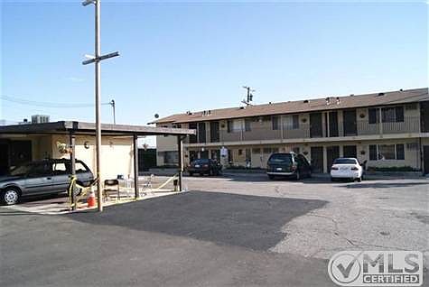 1st image of 25093 9th St