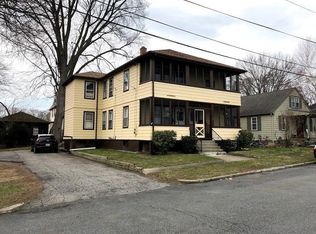 30 Vivian Ave, Pawtucket, RI 02860