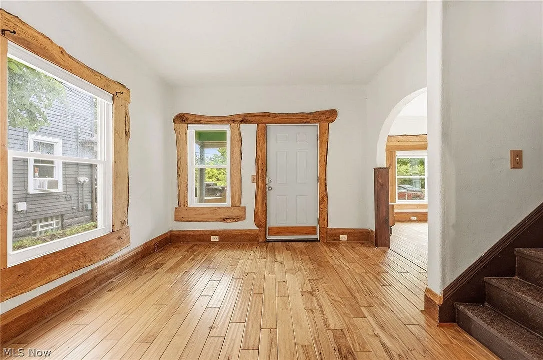 3 bed, 1350 sqft, $1,650 — Photo 2