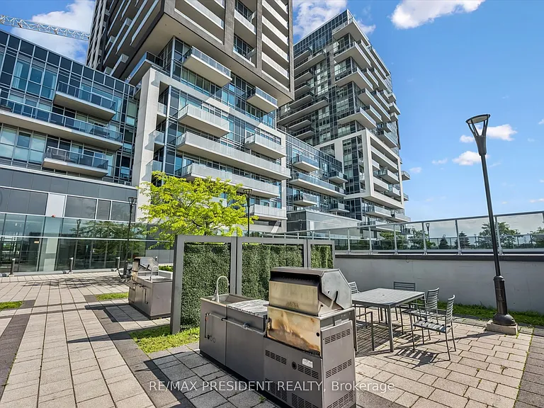 2087 Fairview St #1401 — Photo 35
