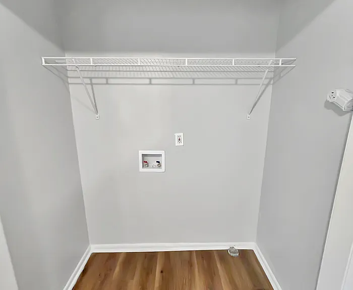 208 Glenrose Ct — Photo 12