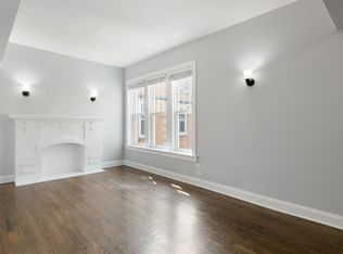 1108 W Glenlake Ave #3W, Chicago, IL 60660