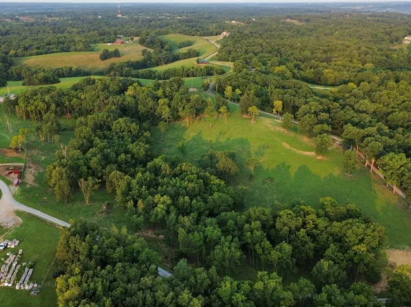 1416 Junction Pike, Berry, KY 41003