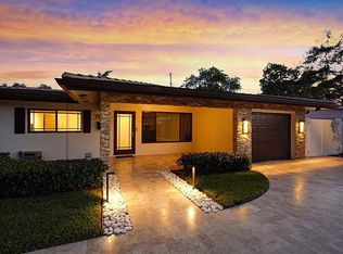 700 NW 7th Dr, Boca Raton, FL 33486