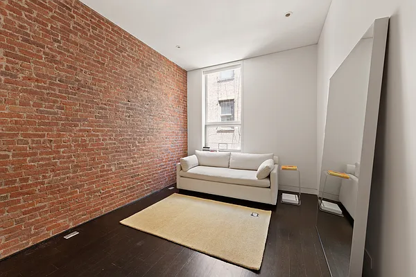 Rented by Brown Harris Stevens | media 7