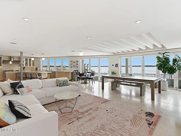 7 Circle Dr — Photo 8
