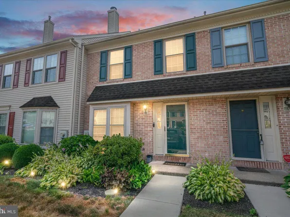 1161 Maple Glen Cir, Pottstown, PA 19464